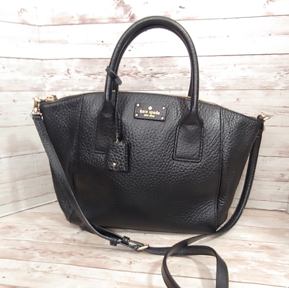 kate spade Handbags - Kate Spade black pebbled leather crossbody tote